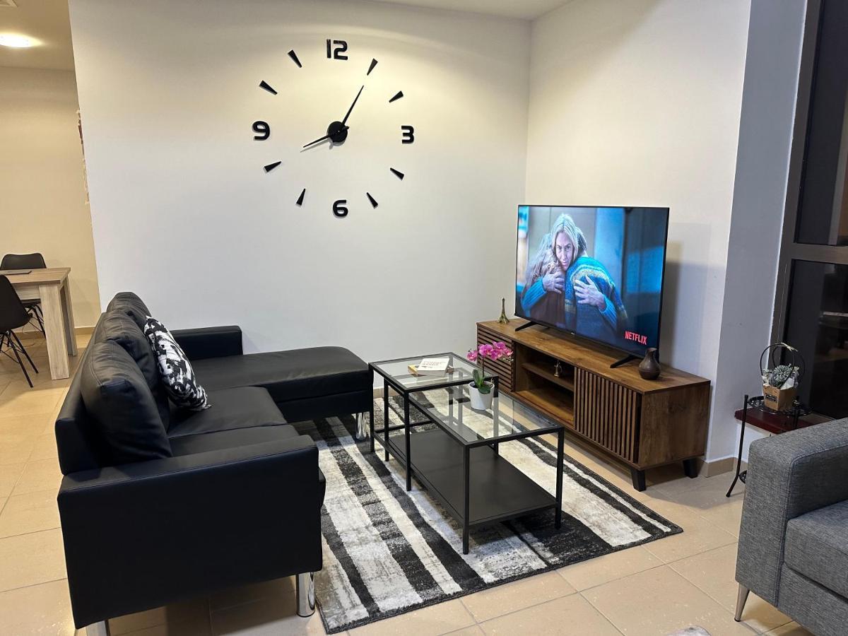 Moonlight Hostel Jbr - 2Min Walk To Jbr Beach - Gym - 2Min Metro Station - Poll Dubai Exterior photo