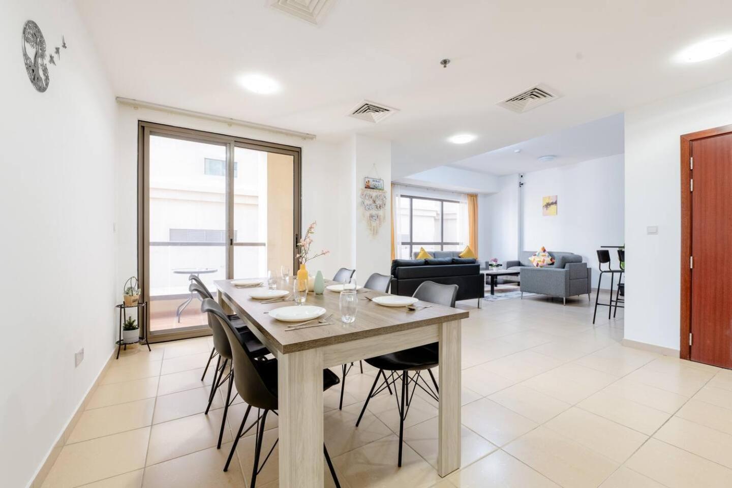 Moonlight Hostel Jbr - 2Min Walk To Jbr Beach - Gym - 2Min Metro Station - Poll Dubai Exterior photo