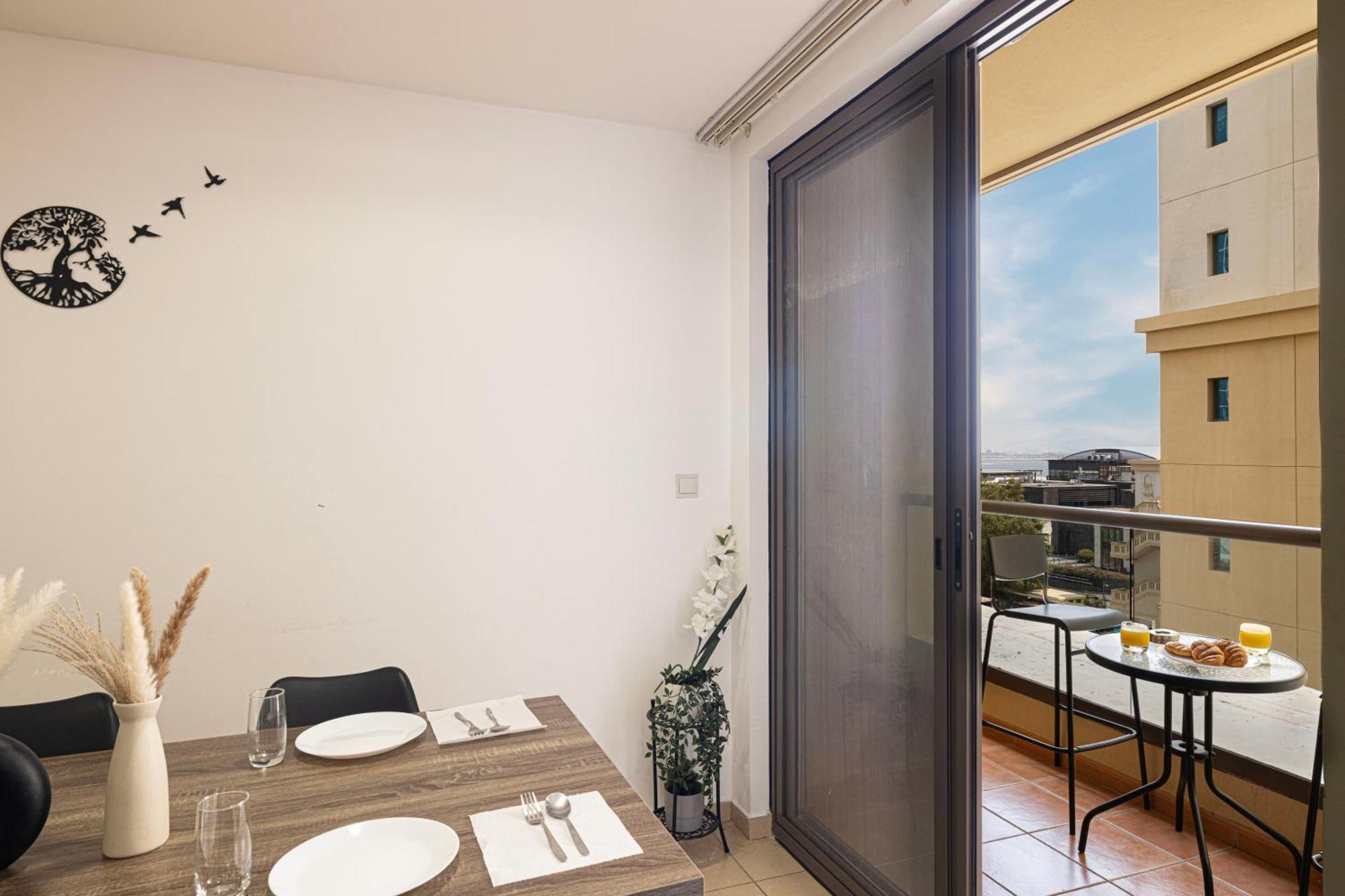 Moonlight Hostel Jbr - 2Min Walk To Jbr Beach - Gym - 2Min Metro Station - Poll Dubai Exterior photo
