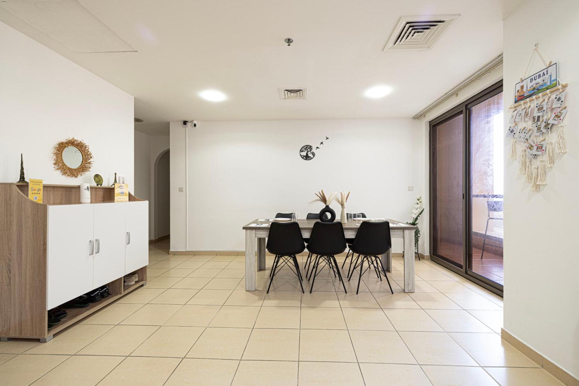 Moonlight Hostel Jbr - 2Min Walk To Jbr Beach - Gym - 2Min Metro Station - Poll Dubai Exterior photo